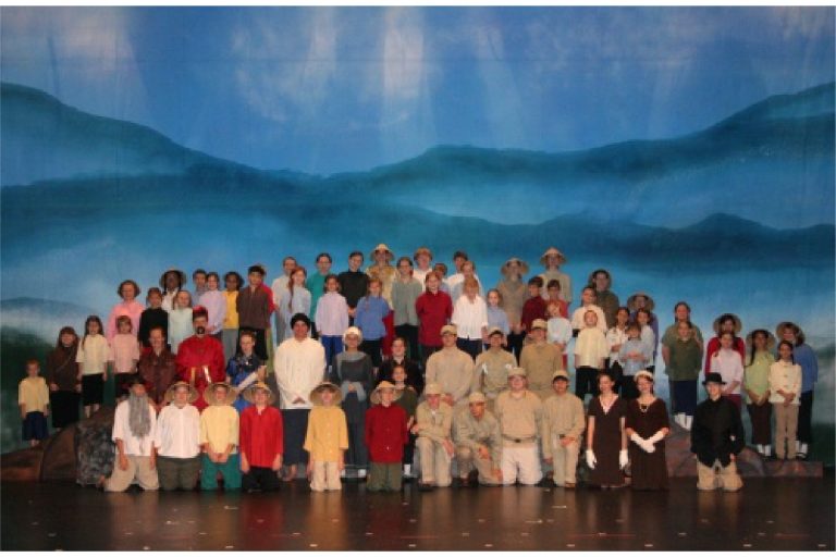 Full cast of Journey of Faith, a play about Gladys Aylward and her work among orphans in China in the 1930s